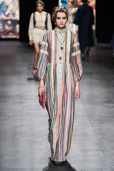 Look 59